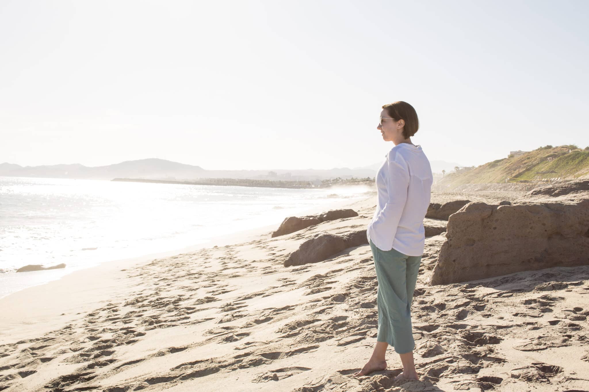Lindsey wearing Title Nine Pants in Cabo