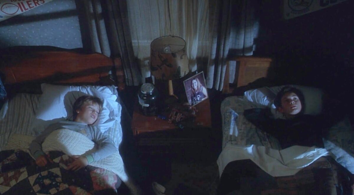Matt O'Leary and Jeremy Sumpter in Frailty (2001)