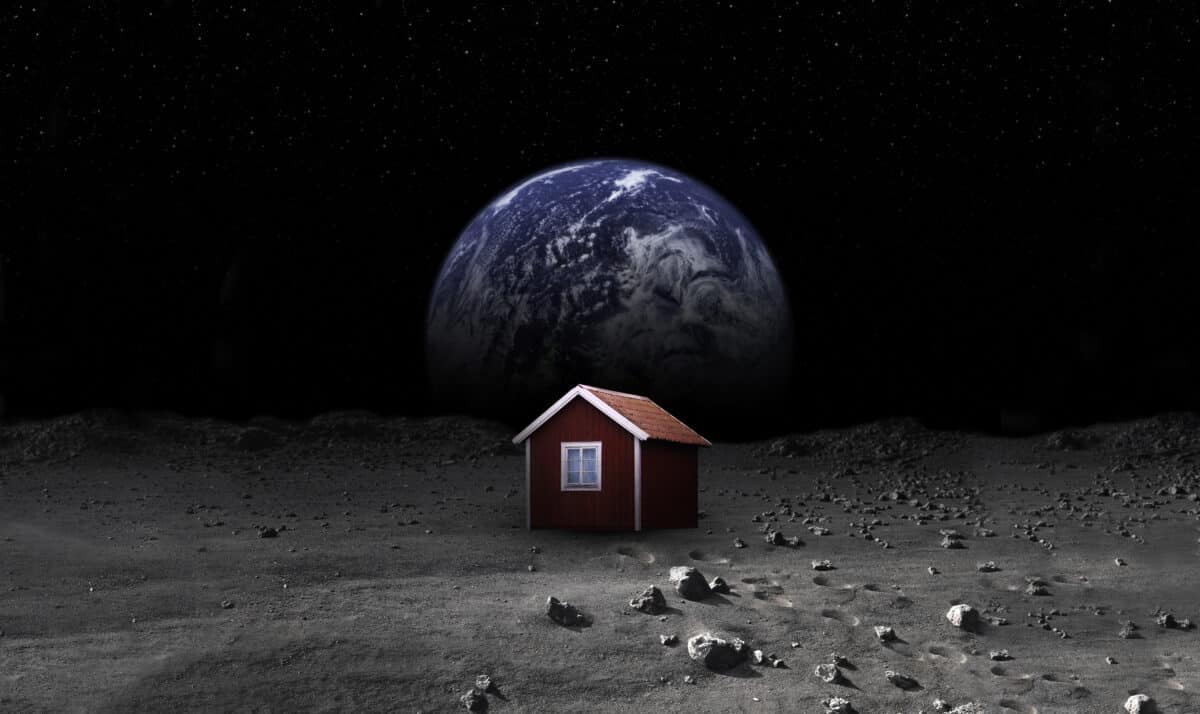 The MoonHouse