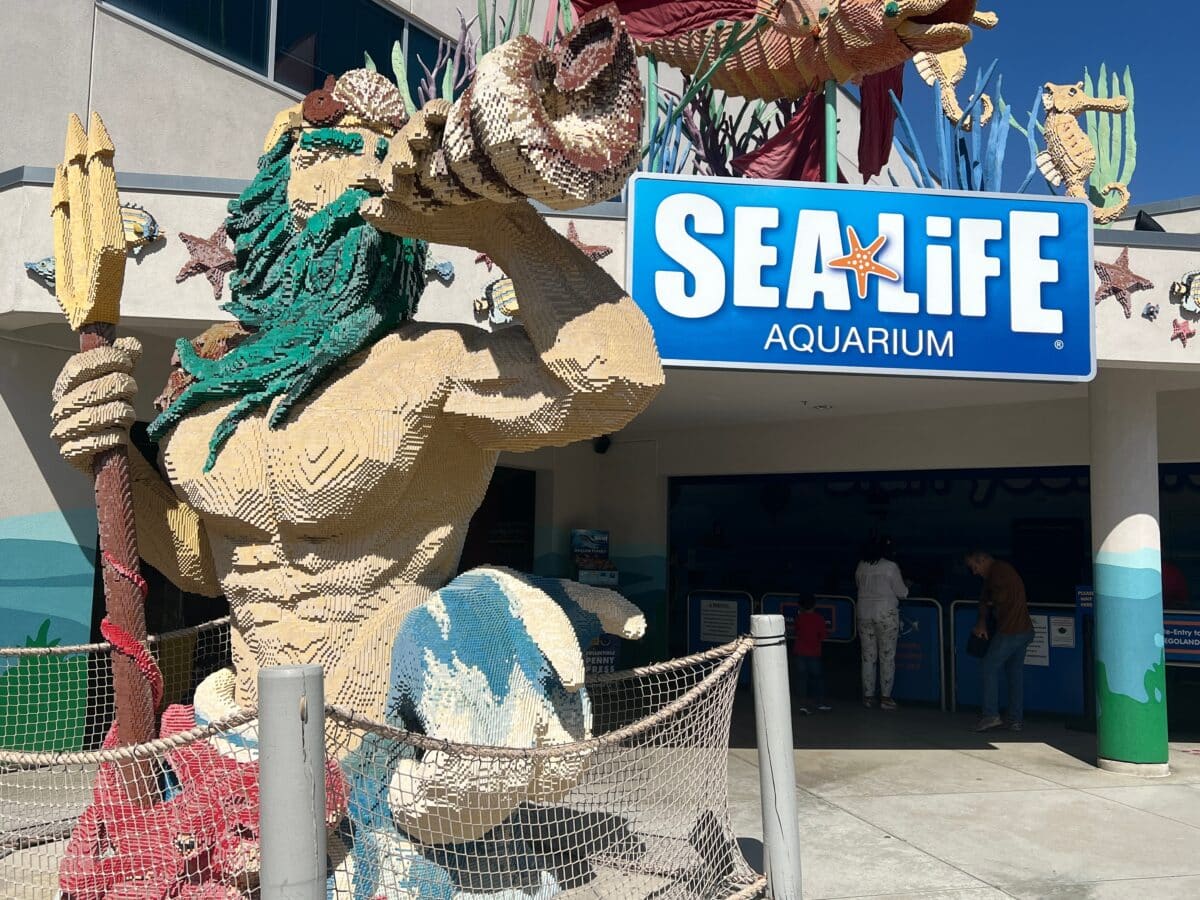 Carlsbad,Ca,-,Apr,7:,Sea,Life,Aquarium,At,Legoland