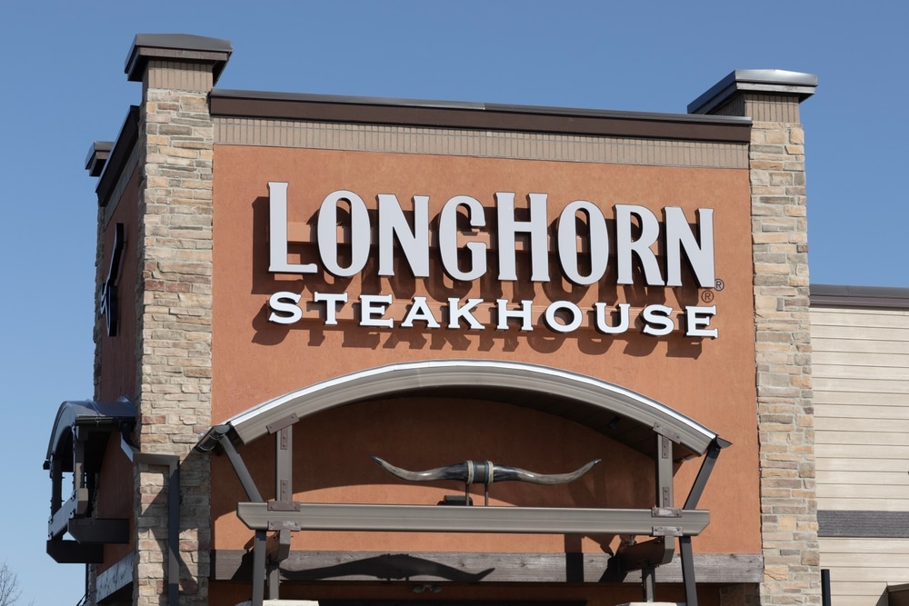Noblesville - January 17, 2025: LongHorn Steakhouse casual dining restaurant. LongHorn Steakhouse is owned and operated by Darden Restaurants.