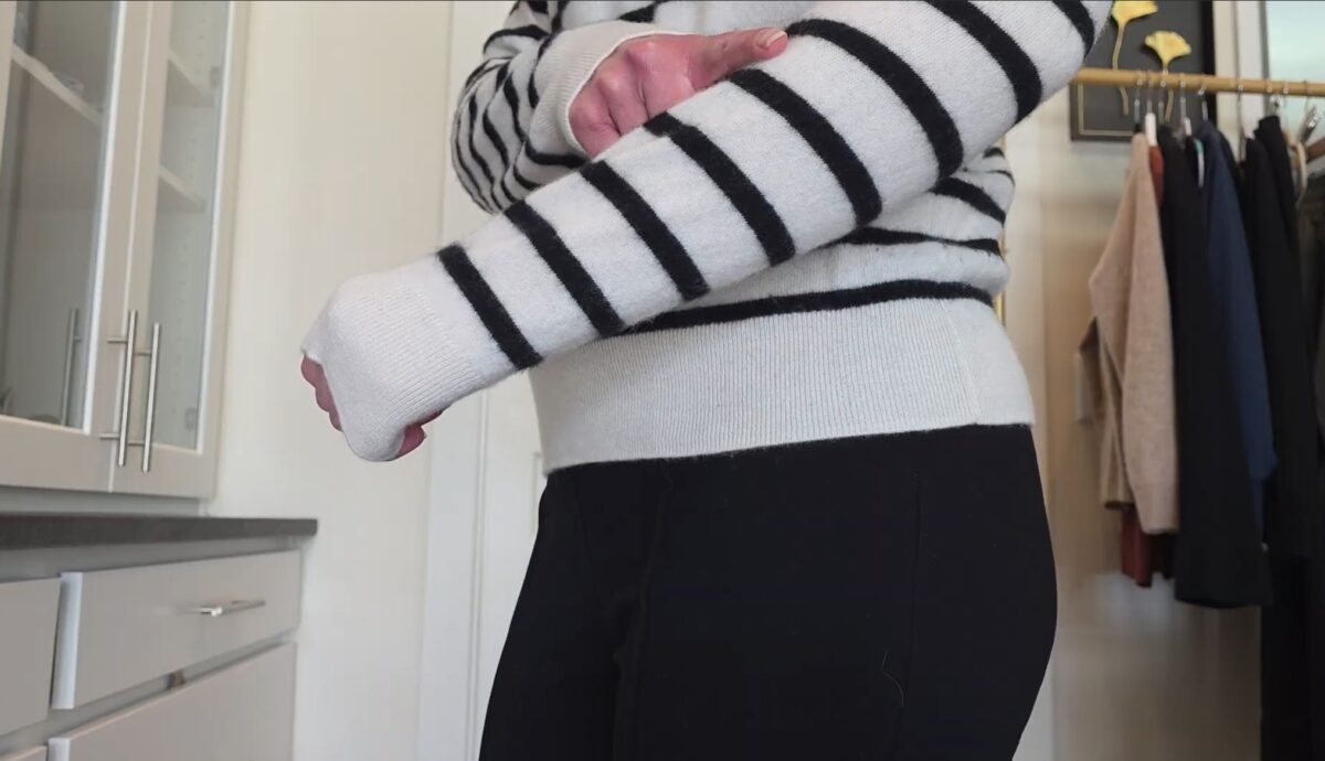 Mongolian Cashmere Crewneck Sweater– Ivory/Black Stripe