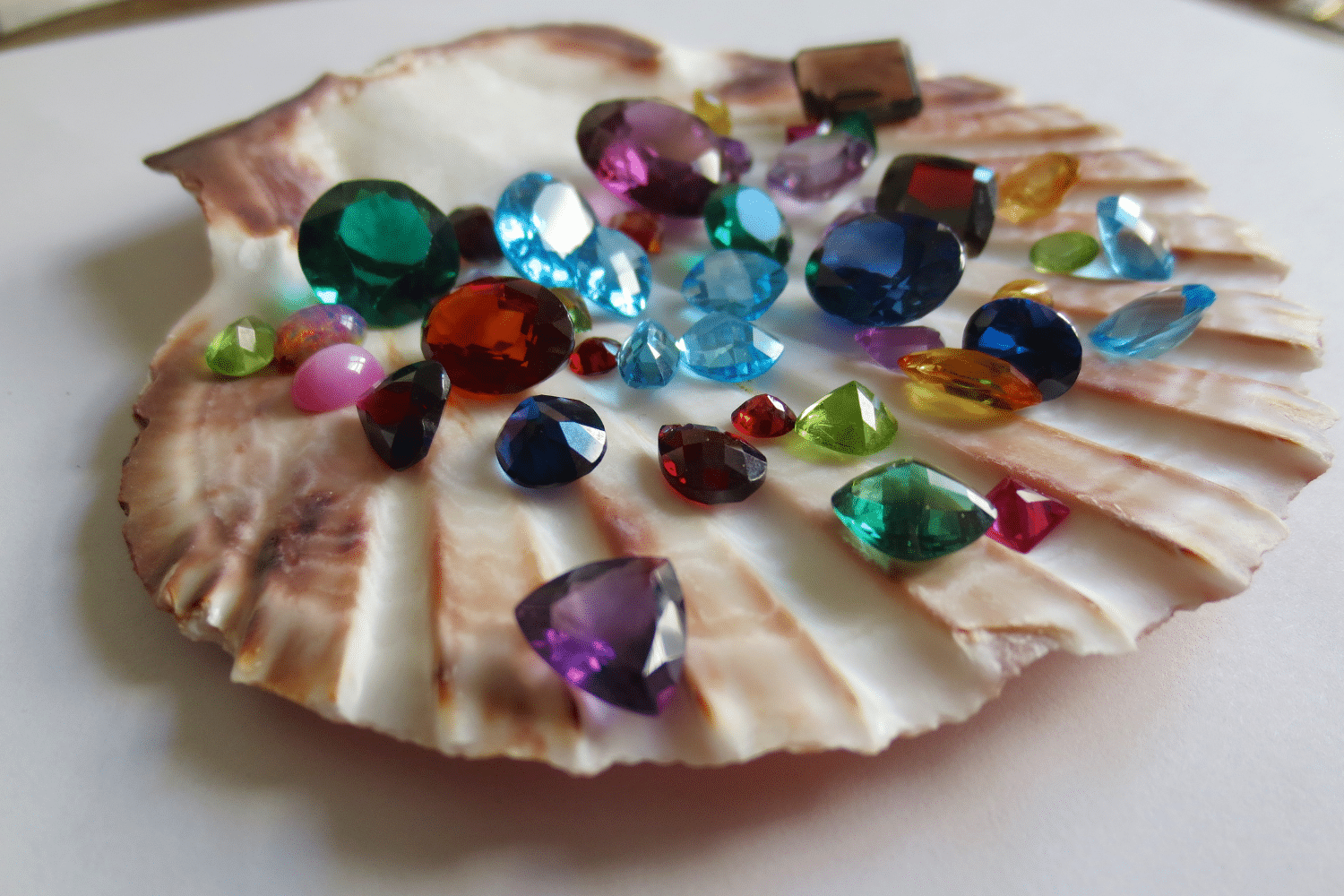 The 10 Most Popular Jewelry Stones Right Now — and the One With the Highest Price Tag Isn’t Diamonds