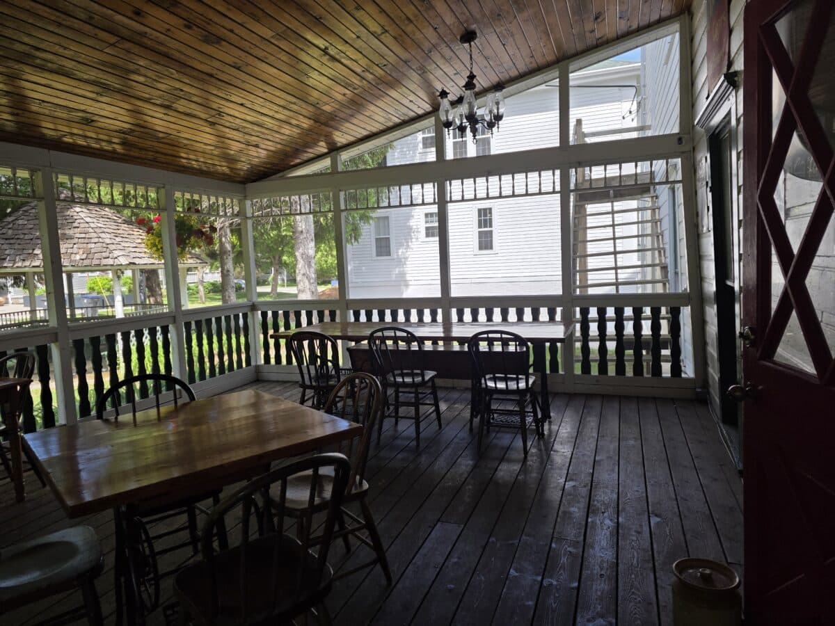 Stop Inn Tavern