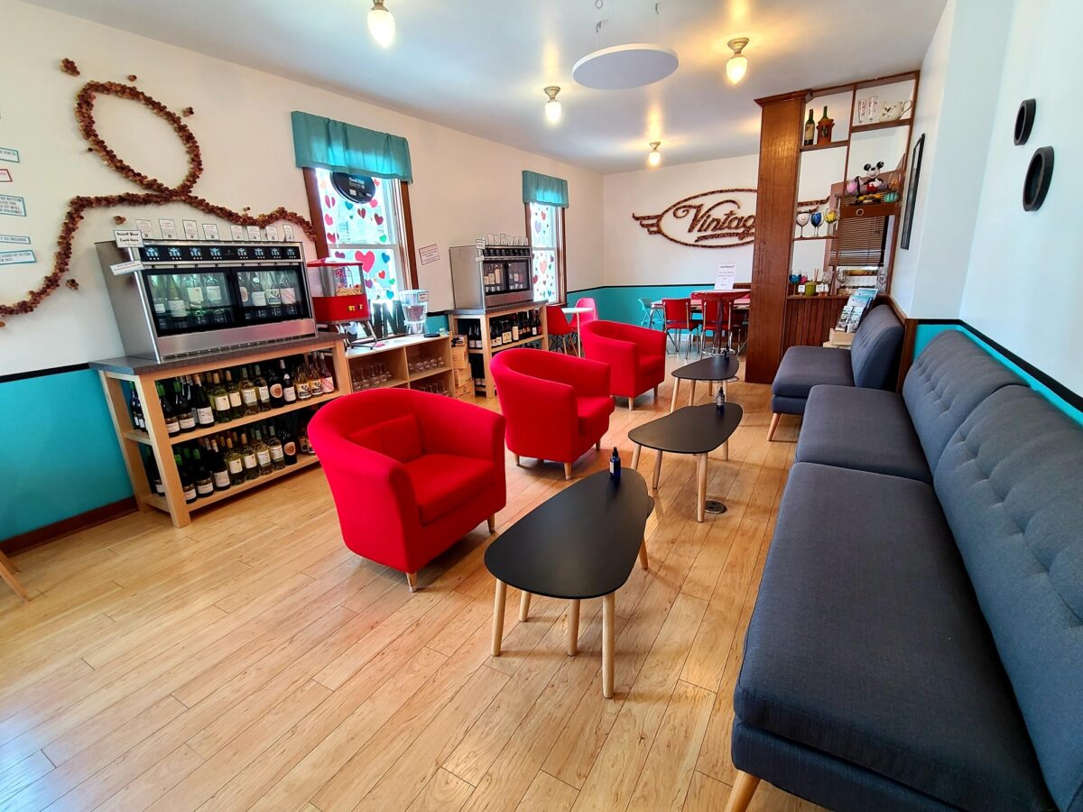 The Vintage Lounge