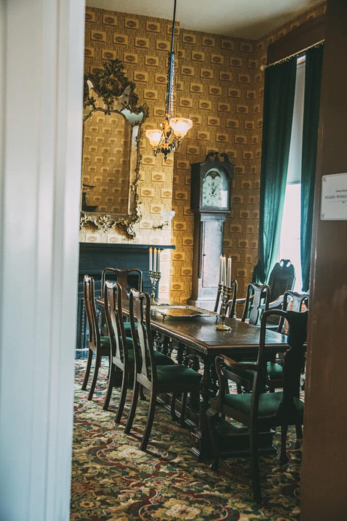 Shrewsbury-Windle House interior